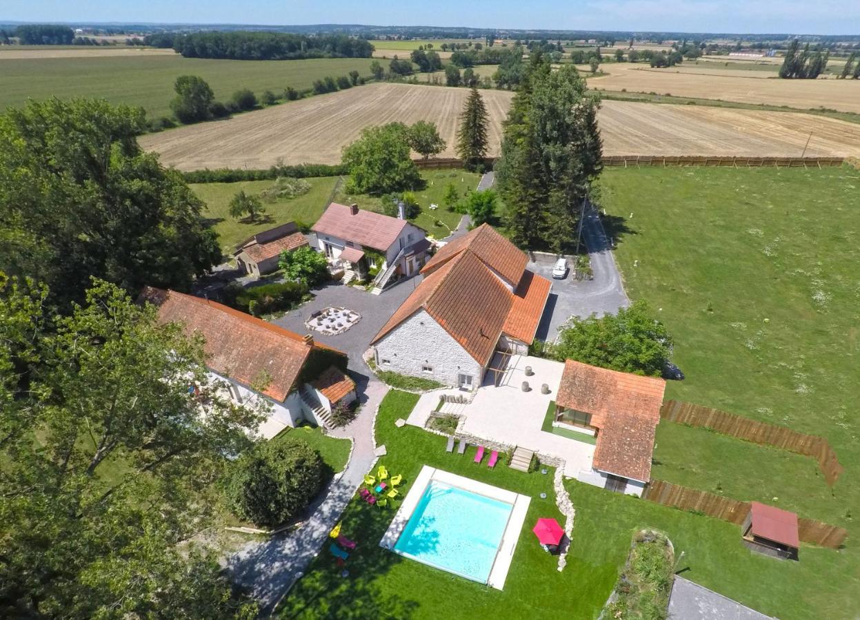 L'Anagramme, Chambres, Table D'Hotes Et Gite Pour Adultes, Naturistes Ou Non ! Cindre Zewnętrze zdjęcie