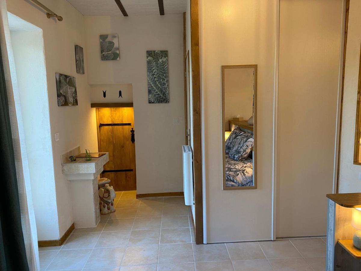 L'Anagramme, Chambres, Table D'Hotes Et Gite Pour Adultes, Naturistes Ou Non ! Cindre Zewnętrze zdjęcie
